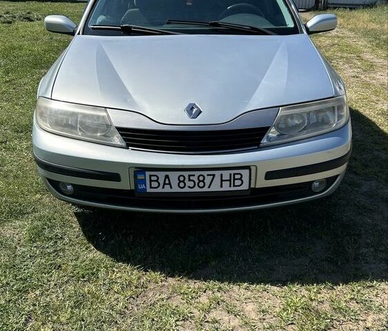 Серый Рено Лагуна, объемом двигателя 1.8 л и пробегом 185 тыс. км за 3500 $, фото 1 на Automoto.ua