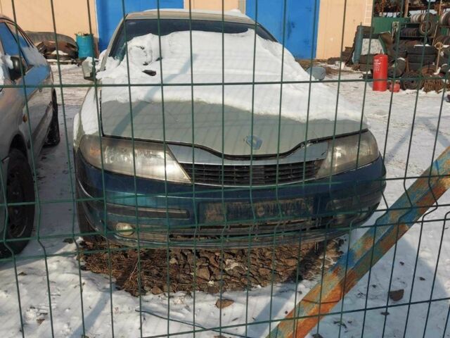 Серый Рено Лагуна, объемом двигателя 2 л и пробегом 222 тыс. км за 2200 $, фото 1 на Automoto.ua