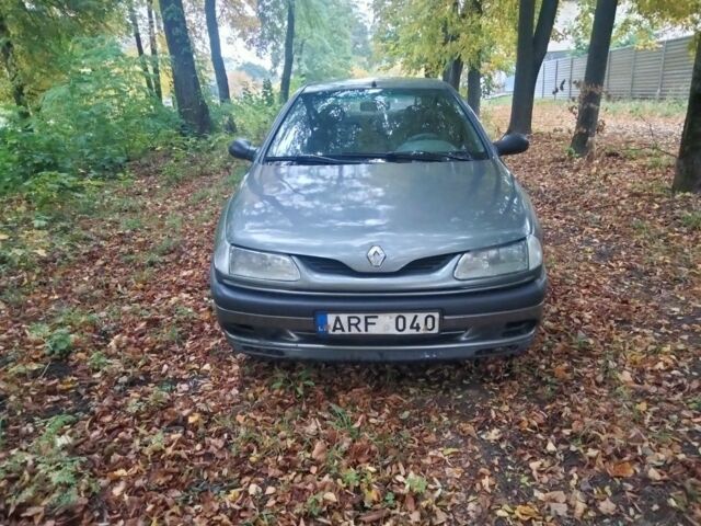 Серый Рено Лагуна, объемом двигателя 0 л и пробегом 135 тыс. км за 750 $, фото 1 на Automoto.ua