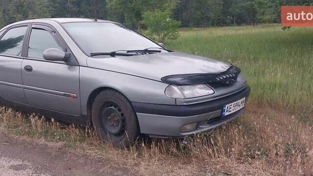 Серый Рено Лагуна, объемом двигателя 2.9 л и пробегом 450 тыс. км за 2500 $, фото 1 на Automoto.ua