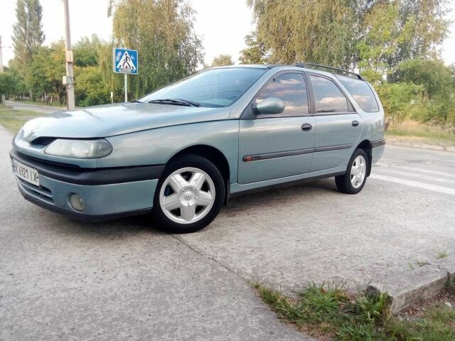 Сірий Рено Лагуна, об'ємом двигуна 1.9 л та пробігом 204 тис. км за 1556 $, фото 1 на Automoto.ua