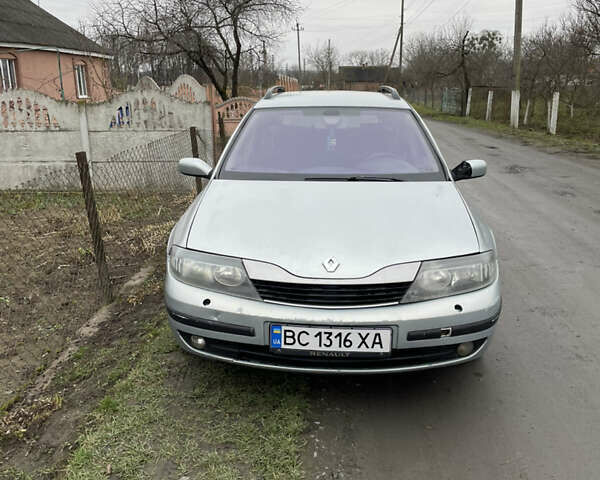 Серый Рено Лагуна, объемом двигателя 1.6 л и пробегом 400 тыс. км за 2300 $, фото 1 на Automoto.ua