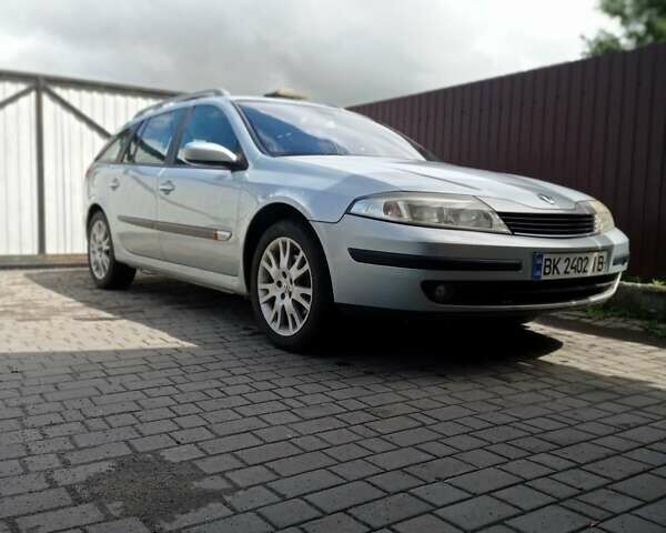 Сірий Рено Лагуна, об'ємом двигуна 2 л та пробігом 248 тис. км за 3600 $, фото 1 на Automoto.ua