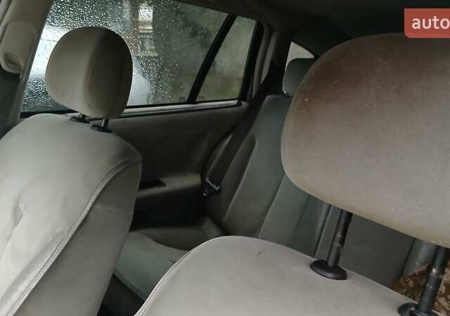 Серый Рено Лагуна, объемом двигателя 1.87 л и пробегом 412 тыс. км за 2800 $, фото 1 на Automoto.ua