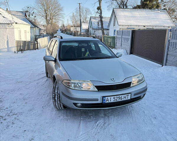 Серый Рено Лагуна, объемом двигателя 2.19 л и пробегом 350 тыс. км за 4199 $, фото 1 на Automoto.ua