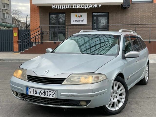 Серый Рено Лагуна, объемом двигателя 2.2 л и пробегом 350 тыс. км за 1400 $, фото 1 на Automoto.ua