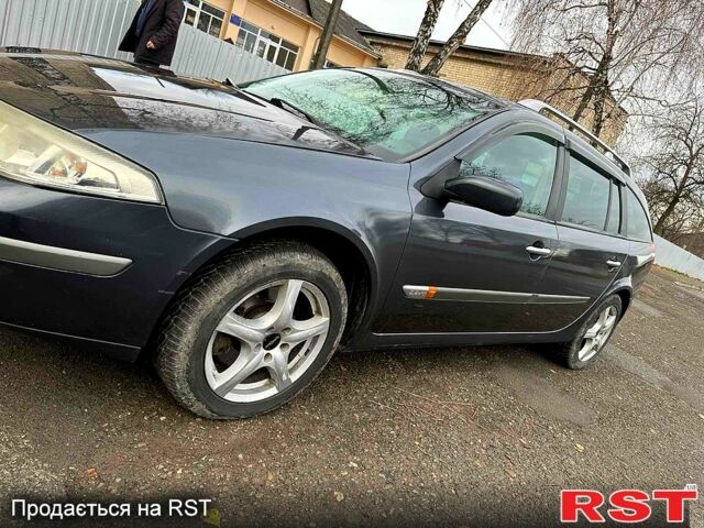 Серый Рено Лагуна, объемом двигателя 2.2 л и пробегом 258 тыс. км за 3200 $, фото 1 на Automoto.ua