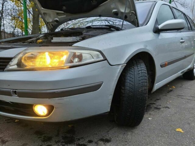 Серый Рено Лагуна, объемом двигателя 0 л и пробегом 221 тыс. км за 1700 $, фото 1 на Automoto.ua