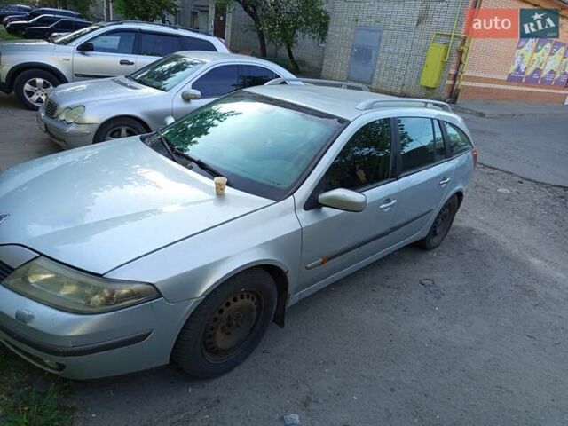 Серый Рено Лагуна, объемом двигателя 2.19 л и пробегом 372 тыс. км за 809 $, фото 1 на Automoto.ua