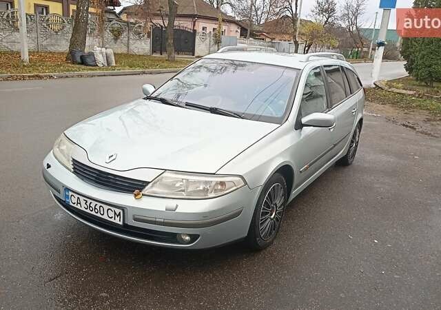 Серый Рено Лагуна, объемом двигателя 2 л и пробегом 374 тыс. км за 3000 $, фото 1 на Automoto.ua