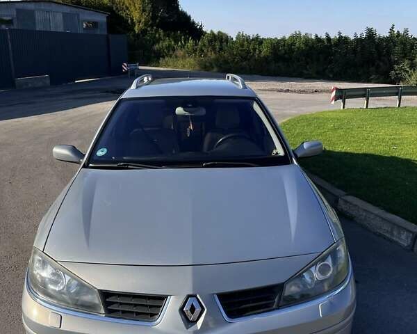 Серый Рено Лагуна, объемом двигателя 2 л и пробегом 260 тыс. км за 3500 $, фото 1 на Automoto.ua
