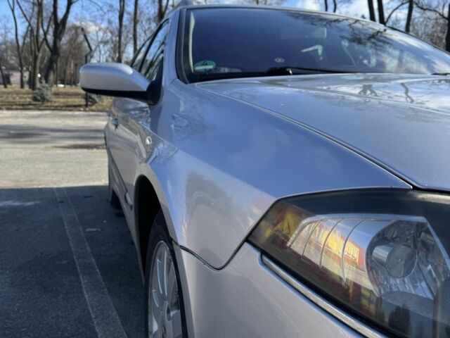 Сірий Рено Лагуна, об'ємом двигуна 1.9 л та пробігом 420 тис. км за 5000 $, фото 1 на Automoto.ua