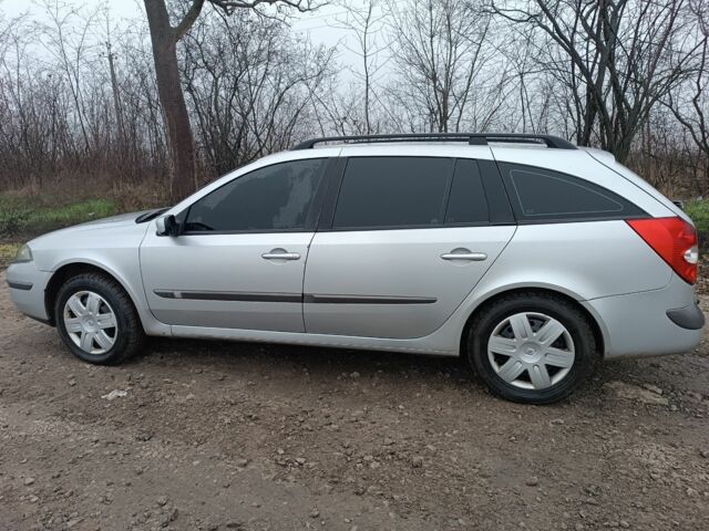 Серый Рено Лагуна, объемом двигателя 2 л и пробегом 325 тыс. км за 4350 $, фото 1 на Automoto.ua