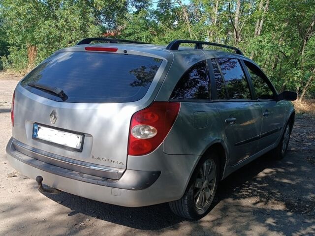Рено Лагуна 2005 в Кропивницком (Кировограде) на Automoto.ua Серый Рено Лагуна, объемом двигателя 0 л и пробегом 325 тыс. км за 4400 $, фото 1 на Automoto.ua