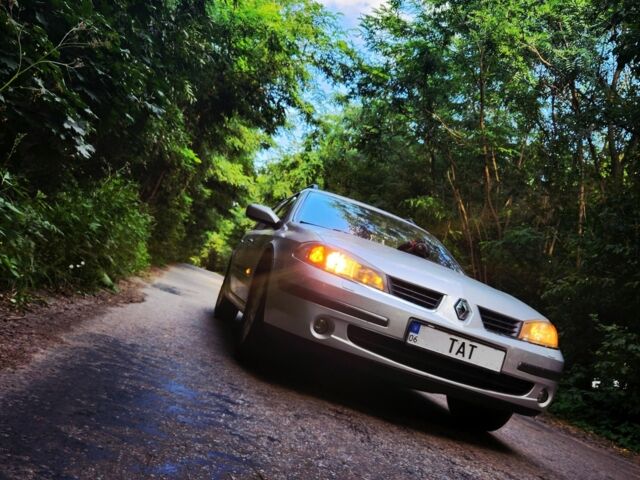 Сірий Рено Лагуна, об'ємом двигуна 2 л та пробігом 225 тис. км за 4999 $, фото 1 на Automoto.ua
