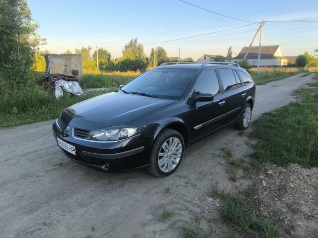Серый Рено Лагуна, объемом двигателя 2 л и пробегом 350 тыс. км за 4651 $, фото 1 на Automoto.ua