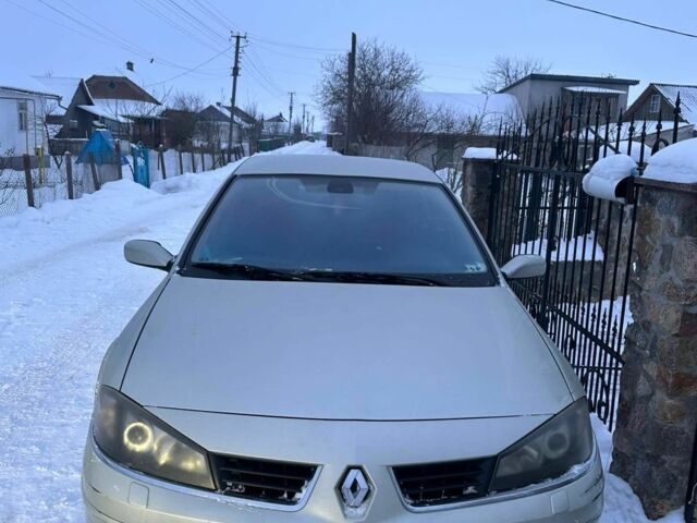 Серый Рено Лагуна, объемом двигателя 1.9 л и пробегом 208 тыс. км за 3300 $, фото 1 на Automoto.ua