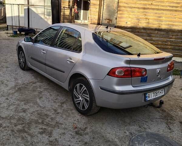 Серый Рено Лагуна, объемом двигателя 1.9 л и пробегом 210 тыс. км за 5500 $, фото 1 на Automoto.ua