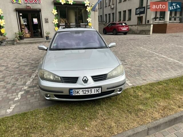 Сірий Рено Лагуна, об'ємом двигуна 2 л та пробігом 249 тис. км за 3200 $, фото 1 на Automoto.ua