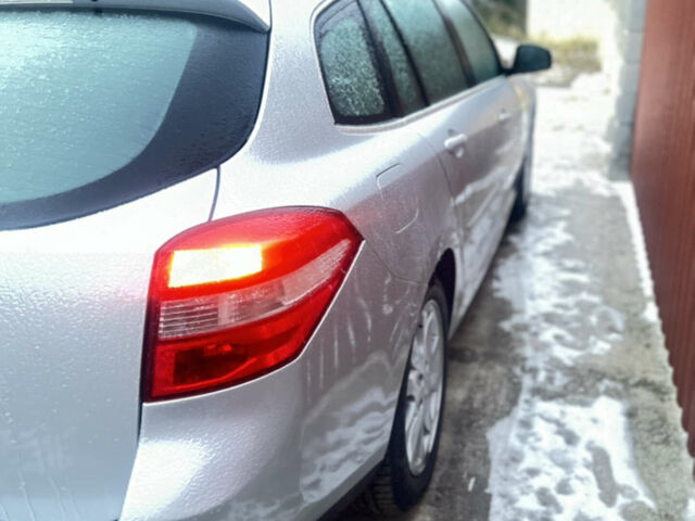 Сірий Рено Лагуна, об'ємом двигуна 1.5 л та пробігом 215 тис. км за 6500 $, фото 1 на Automoto.ua