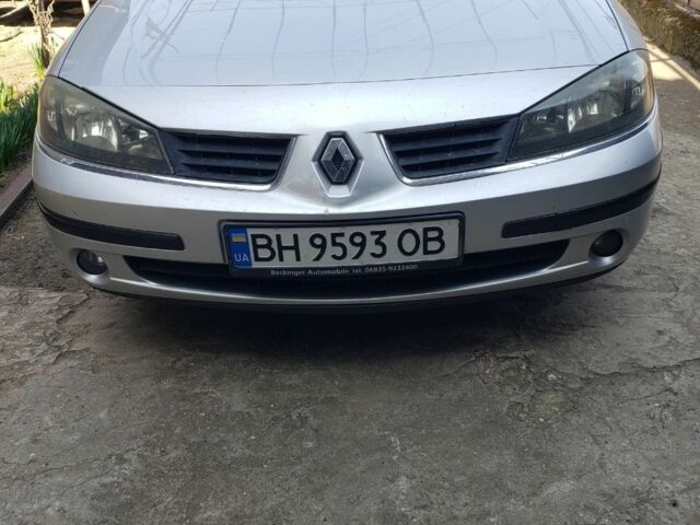Сірий Рено Лагуна, об'ємом двигуна 1.6 л та пробігом 255 тис. км за 4100 $, фото 1 на Automoto.ua