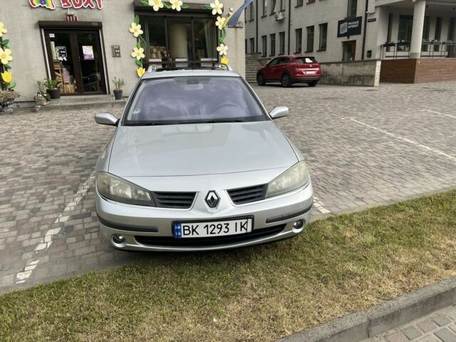 Серый Рено Лагуна, объемом двигателя 2 л и пробегом 246 тыс. км за 4000 $, фото 1 на Automoto.ua