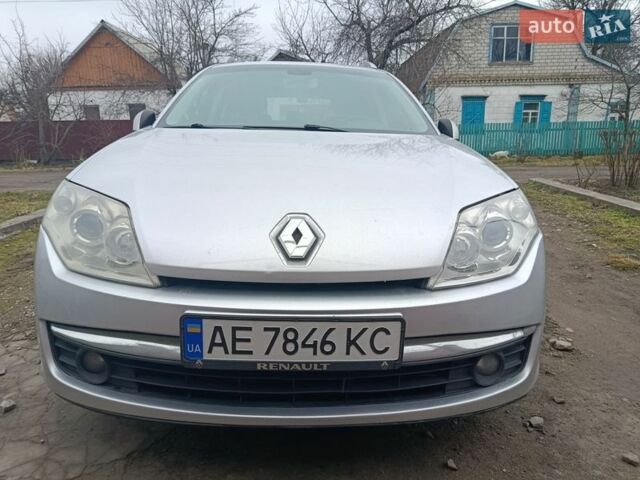 Серый Рено Лагуна, объемом двигателя 2 л и пробегом 251 тыс. км за 5800 $, фото 1 на Automoto.ua