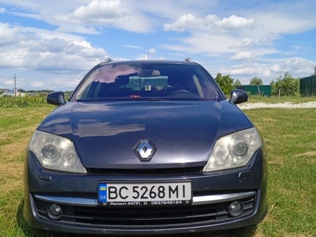 Серый Рено Лагуна, объемом двигателя 2 л и пробегом 367 тыс. км за 5600 $, фото 1 на Automoto.ua