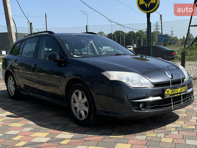 Рено Лагуна 2008 в Стрые на Automoto.ua Серый Рено Лагуна, объемом двигателя 1.46 л и пробегом 205 тыс. км за 6999 $, фото 1 на Automoto.ua