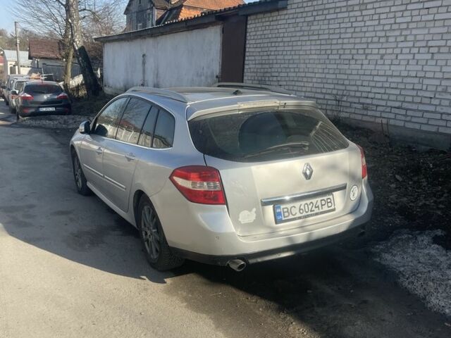 Серый Рено Лагуна, объемом двигателя 2 л и пробегом 300 тыс. км за 6200 $, фото 1 на Automoto.ua