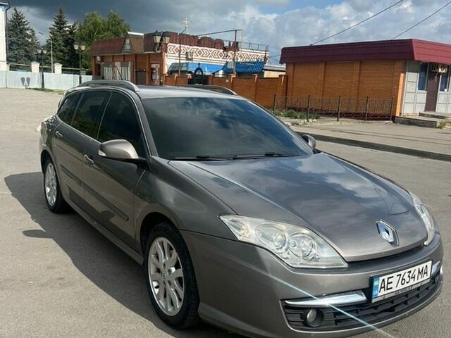 Серый Рено Лагуна, объемом двигателя 2 л и пробегом 267 тыс. км за 7500 $, фото 1 на Automoto.ua