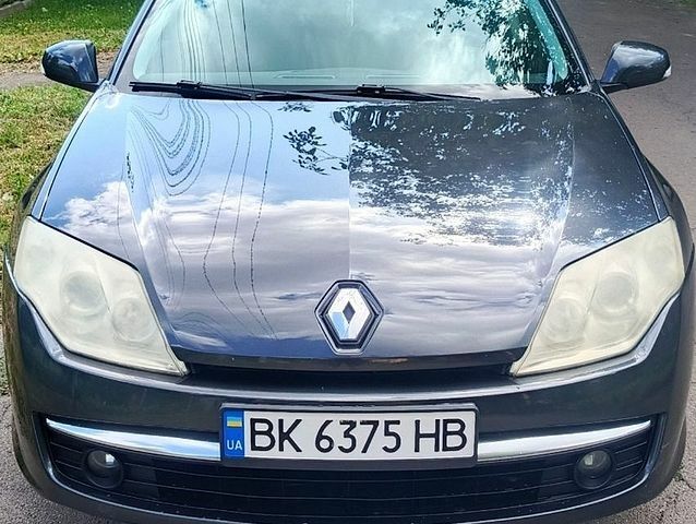 Сірий Рено Лагуна, об'ємом двигуна 1.5 л та пробігом 330 тис. км за 5150 $, фото 1 на Automoto.ua