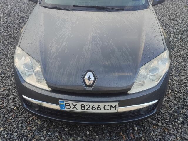Серый Рено Лагуна, объемом двигателя 2 л и пробегом 299 тыс. км за 5399 $, фото 1 на Automoto.ua
