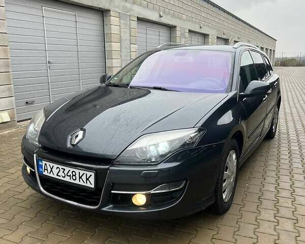 Серый Рено Лагуна, объемом двигателя 1.46 л и пробегом 281 тыс. км за 6800 $, фото 1 на Automoto.ua