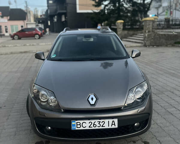 Серый Рено Лагуна, объемом двигателя 1.5 л и пробегом 277 тыс. км за 4999 $, фото 1 на Automoto.ua