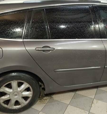 Сірий Рено Лагуна, об'ємом двигуна 1.46 л та пробігом 314 тис. км за 7100 $, фото 1 на Automoto.ua