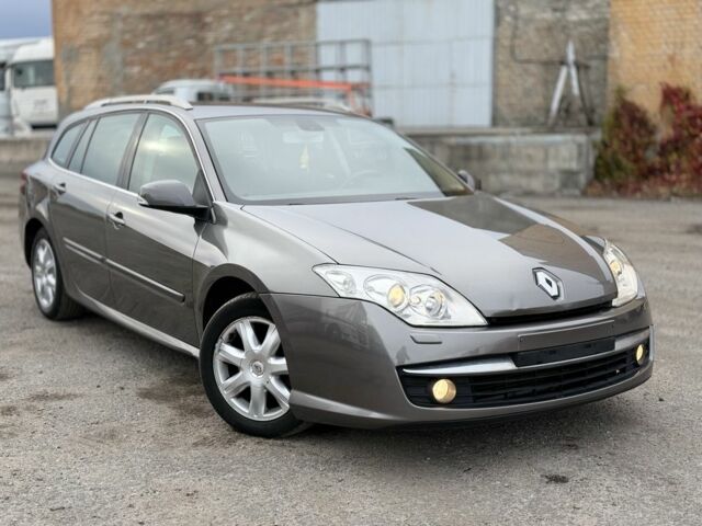 Рено Лагуна 2010 в Павлограде на Automoto.ua Серый Рено Лагуна, объемом двигателя 2 л и пробегом 244 тыс. км за 4150 $, фото 1 на Automoto.ua