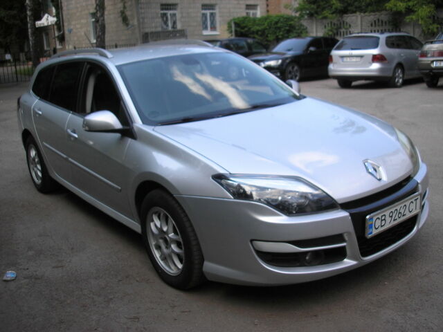 Сірий Рено Лагуна, об'ємом двигуна 15 л та пробігом 258 тис. км за 6700 $, фото 1 на Automoto.ua