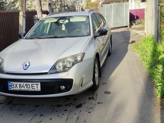 Сірий Рено Лагуна, об'ємом двигуна 1.5 л та пробігом 233 тис. км за 5999 $, фото 1 на Automoto.ua