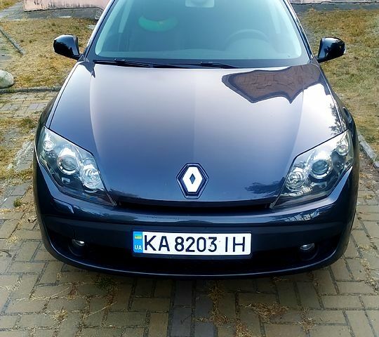 Сірий Рено Лагуна, об'ємом двигуна 2 л та пробігом 30700 тис. км за 7000 $, фото 1 на Automoto.ua