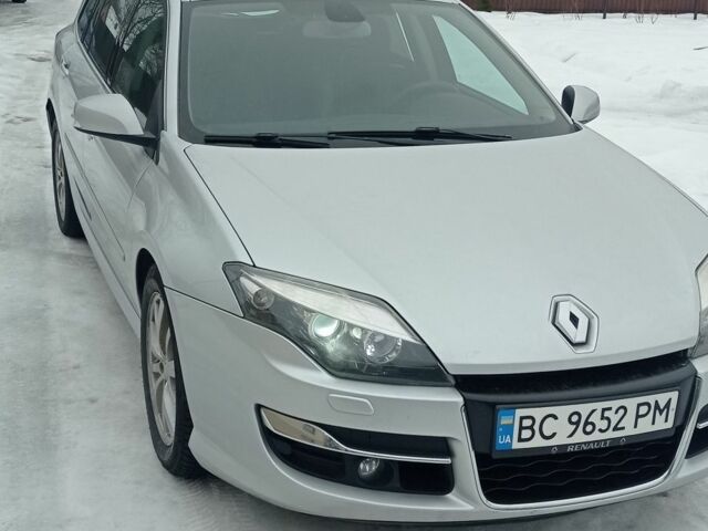 Сірий Рено Лагуна, об'ємом двигуна 2 л та пробігом 225 тис. км за 8400 $, фото 1 на Automoto.ua