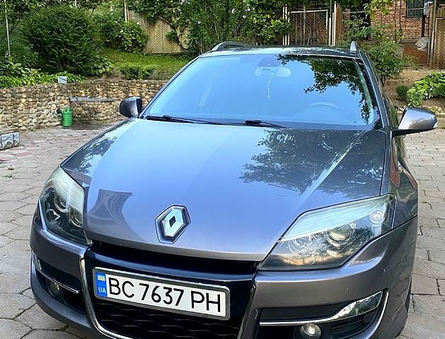 Сірий Рено Лагуна, об'ємом двигуна 1.5 л та пробігом 250 тис. км за 7200 $, фото 1 на Automoto.ua