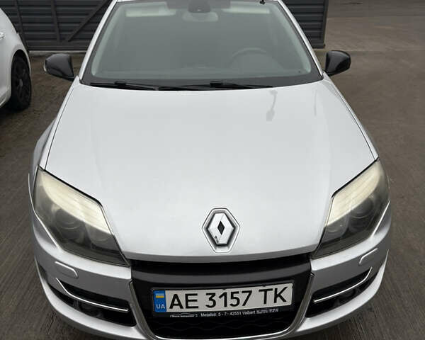 Серый Рено Лагуна, объемом двигателя 2 л и пробегом 246 тыс. км за 9000 $, фото 1 на Automoto.ua