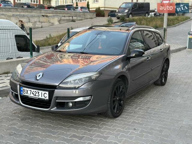 Сірий Рено Лагуна, об'ємом двигуна 1.5 л та пробігом 231 тис. км за 8600 $, фото 1 на Automoto.ua