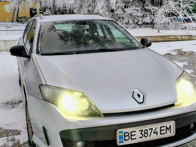 Серый Рено Лагуна, объемом двигателя 1.5 л и пробегом 220 тыс. км за 7200 $, фото 1 на Automoto.ua