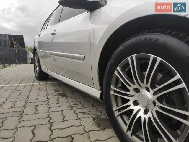 Серый Рено Лагуна, объемом двигателя 1.46 л и пробегом 305 тыс. км за 6000 $, фото 1 на Automoto.ua