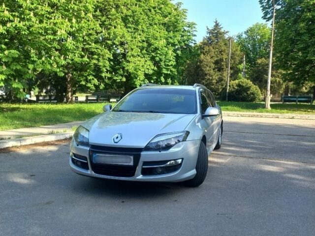 Серый Рено Лагуна, объемом двигателя 0 л и пробегом 115 тыс. км за 7500 $, фото 1 на Automoto.ua
