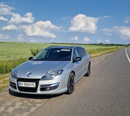Сірий Рено Лагуна, об'ємом двигуна 2 л та пробігом 194 тис. км за 11200 $, фото 1 на Automoto.ua