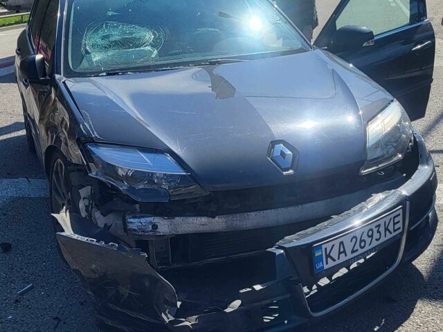 Серый Рено Лагуна, объемом двигателя 2 л и пробегом 191 тыс. км за 4500 $, фото 1 на Automoto.ua