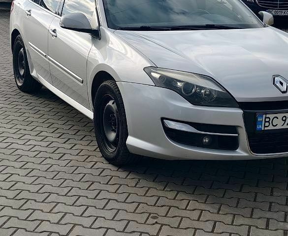 Сірий Рено Лагуна, об'ємом двигуна 1.46 л та пробігом 400 тис. км за 5400 $, фото 1 на Automoto.ua